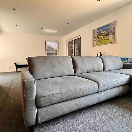 Viel Platz In Fuer Freunde Und Familie Apartmán